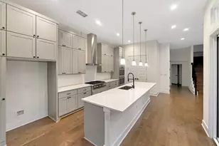 3904 Fable Ln, Austin, TX 78731 - Photo 9