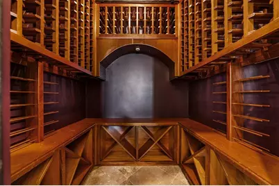 401 Brooks Hollow Road, Lakeway, TX 78734 - Photo 15