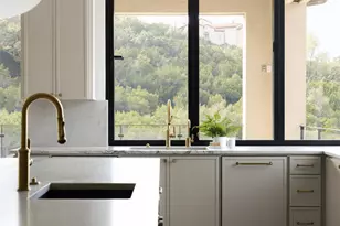 9117 Brookhurst Cove, Austin, TX 78733 - Photo 9