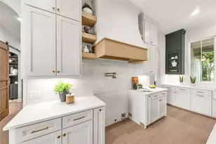 10170 Hidden Trl, Chappell Hill, TX 77426 - Photo 13