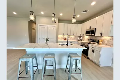 113 E Keomuku Lane, Bastrop, TX 78602 - Photo 13