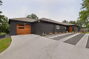 3305 Hycreek Dr, Austin, TX 78723 - Photo 3