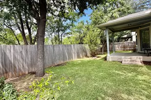 8800 White Ibis Dr, Austin, TX 78729 - Photo 17