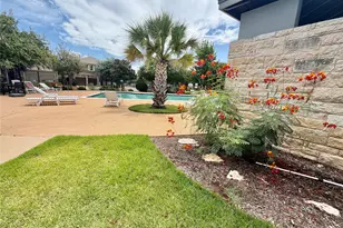 8800 White Ibis Dr, Austin, TX 78729 - Photo 19