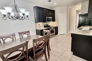 8800 White Ibis Dr, Austin, TX 78729 - Photo 5