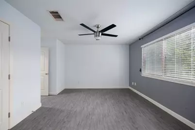 802 Prince Valiant Drive, Austin, TX 78745 - Photo 13