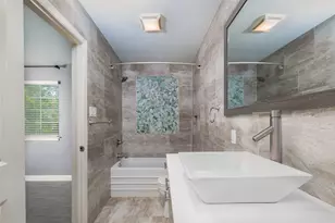 802 Prince Valiant Dr, Austin, TX 78745 - Photo 15