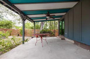 802 Prince Valiant Dr, Austin, TX 78745 - Photo 23