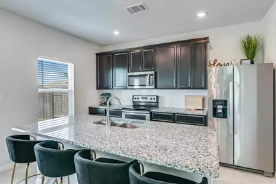 510 Mossy Rock Drive, Hutto, TX 78634 - Photo 11