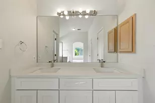 5609 Beachmont Ct, Austin, TX 78739 - Photo 19