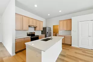 5609 Beachmont Ct, Austin, TX 78739 - Photo 13