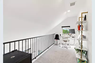 2800 Crest Avenue #B, Austin, TX 78702 - Photo 25