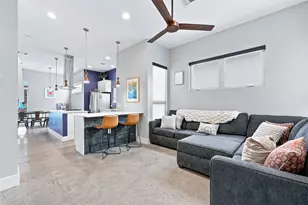 2800 Crest Ave, Austin, TX 78702 - Photo 11