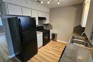 1320 Southport Dr, Austin, TX 78704 - Photo 3