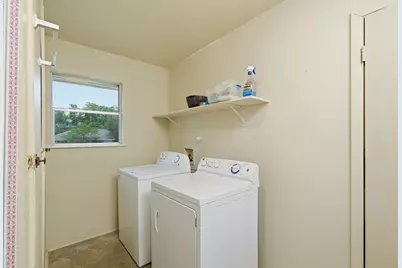 208 N Cedar Street, Buda, TX 78610 - Photo 13