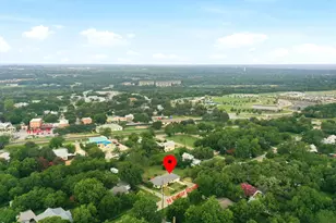 208 N Cedar St, Buda, TX 78610 - Photo 17
