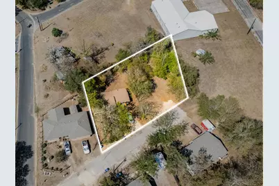 102 Masonic Drive, Elgin, TX 78621 - Photo 7