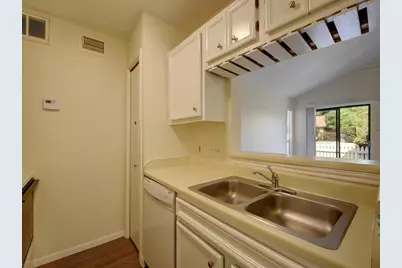 1601 Faro Drive #502, Austin, TX 78741 - Photo 9