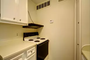 1601 Faro Dr, Austin, TX 78741 - Photo 11