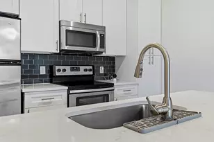 1900 Barton Springs Rd, Austin, TX 78704 - Photo 15