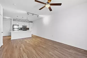 1900 Barton Springs Rd, Austin, TX 78704 - Photo 3