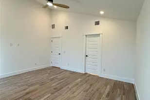 113 Mokulua Ln, Bastrop, TX 78602 - Photo 17