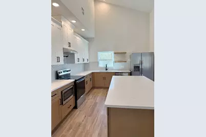 113 Mokulua Lane, Bastrop, TX 78602 - Photo 9