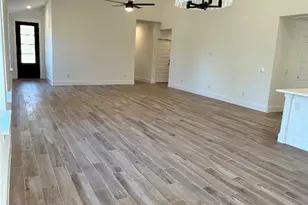 113 Mokulua Ln, Bastrop, TX 78602 - Photo 5