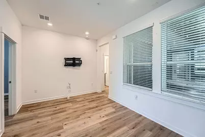 3213 Zach Scott Street, Austin, TX 78723 - Photo 7