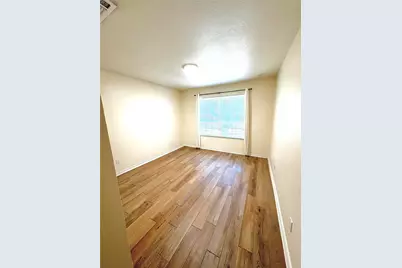 211 Fox Crossing, Burnet, TX 78611 - Photo 5