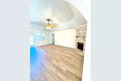 211 Fox Crossing, Burnet, TX 78611 - Photo 15