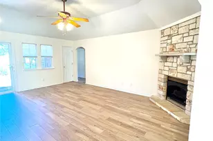 211 Fox Crossing, Burnet, TX 78611 - Photo 15