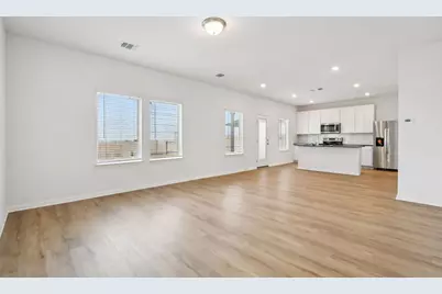 136 Honey Bee Road, Jarrell, TX 76537 - Photo 9