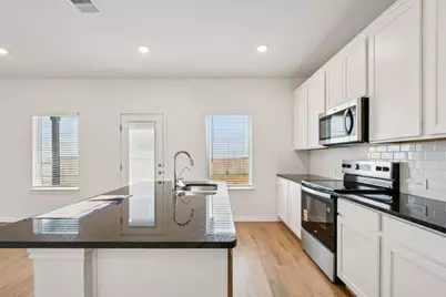 136 Honey Bee Road, Jarrell, TX 76537 - Photo 7