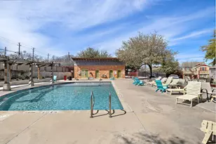 1913 Teagle Dr, Austin, TX 78741 - Photo 29