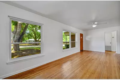 430 Beryl Drive, San Antonio, TX 78213 - Photo 13