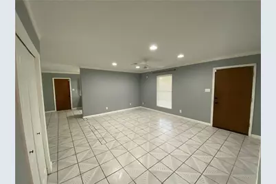 3209 Carol Ann Drive, Austin, TX 78723 - Photo 5