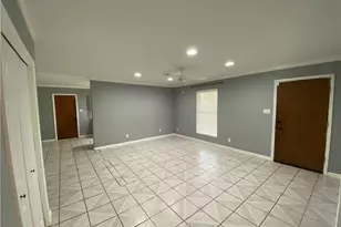 3209 Carol Ann Dr, Austin, TX 78723 - Photo 5