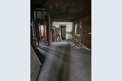 901 W 5th Street, Taylor, TX 76574 - Photo 11