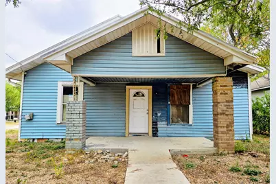 901 W 5th Street, Taylor, TX 76574 - Photo 1