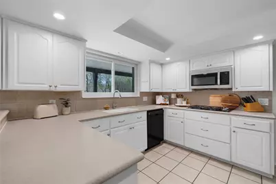 2403 Comburg Castle Way, Austin, TX 78748 - Photo 19