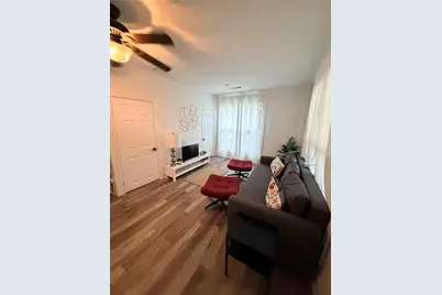 220 N Austin Street, Buda, TX 78610 - Photo 7