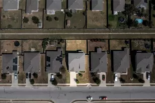 710 Mitchell Dr, Hutto, TX 78634 - Photo 29