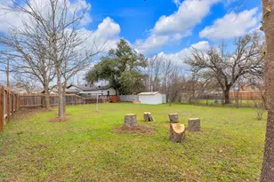 1709 Cecelia St, Taylor, TX 76574 - Photo 35