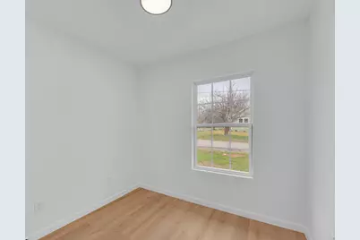 1709 Cecelia Street, Taylor, TX 76574 - Photo 27