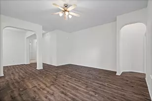 1404 Augusta Bend Dr, Hutto, TX 78634 - Photo 9