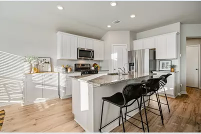 208 Royal Palm Way, Leander, TX 78641 - Photo 9