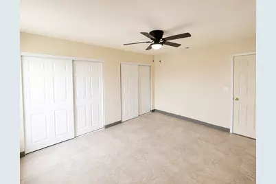245 Cross Lake Drive, Pleasanton, TX 78064 - Photo 5