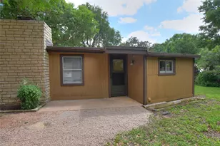 16013 Edwards Dr, Austin, TX 78734 - Photo 3