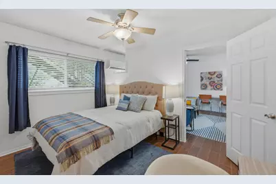 304 E 33rd Street #11, Austin, TX 78705 - Photo 11